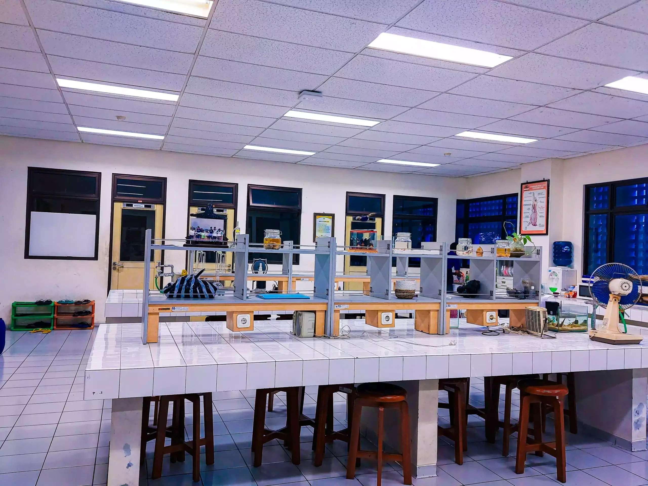 lab-kimia